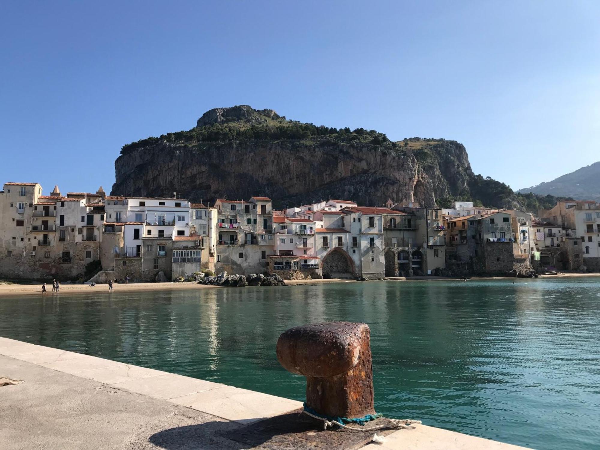 Casa Vacanze Mimi Cefalù Exteriör bild